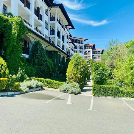 Apartment Bratanov Etara 3 *